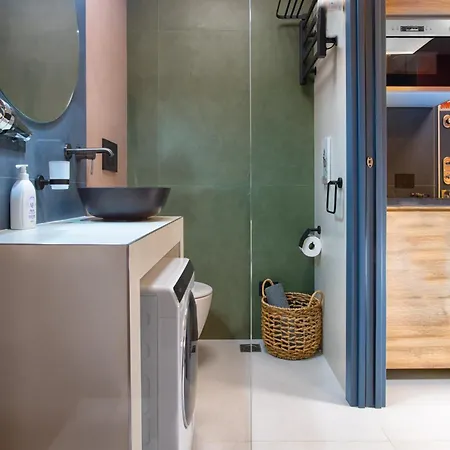 شقة Rainbow Colorful By Station