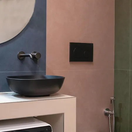 Appartement Rainbow Colorful By Station Milaan